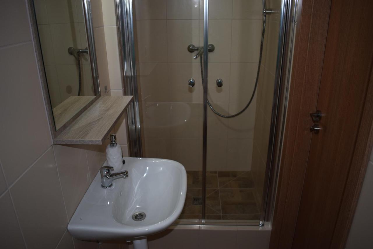 Ms-Ubytovanie Hotel Dolny Kubin Ngoại thất bức ảnh